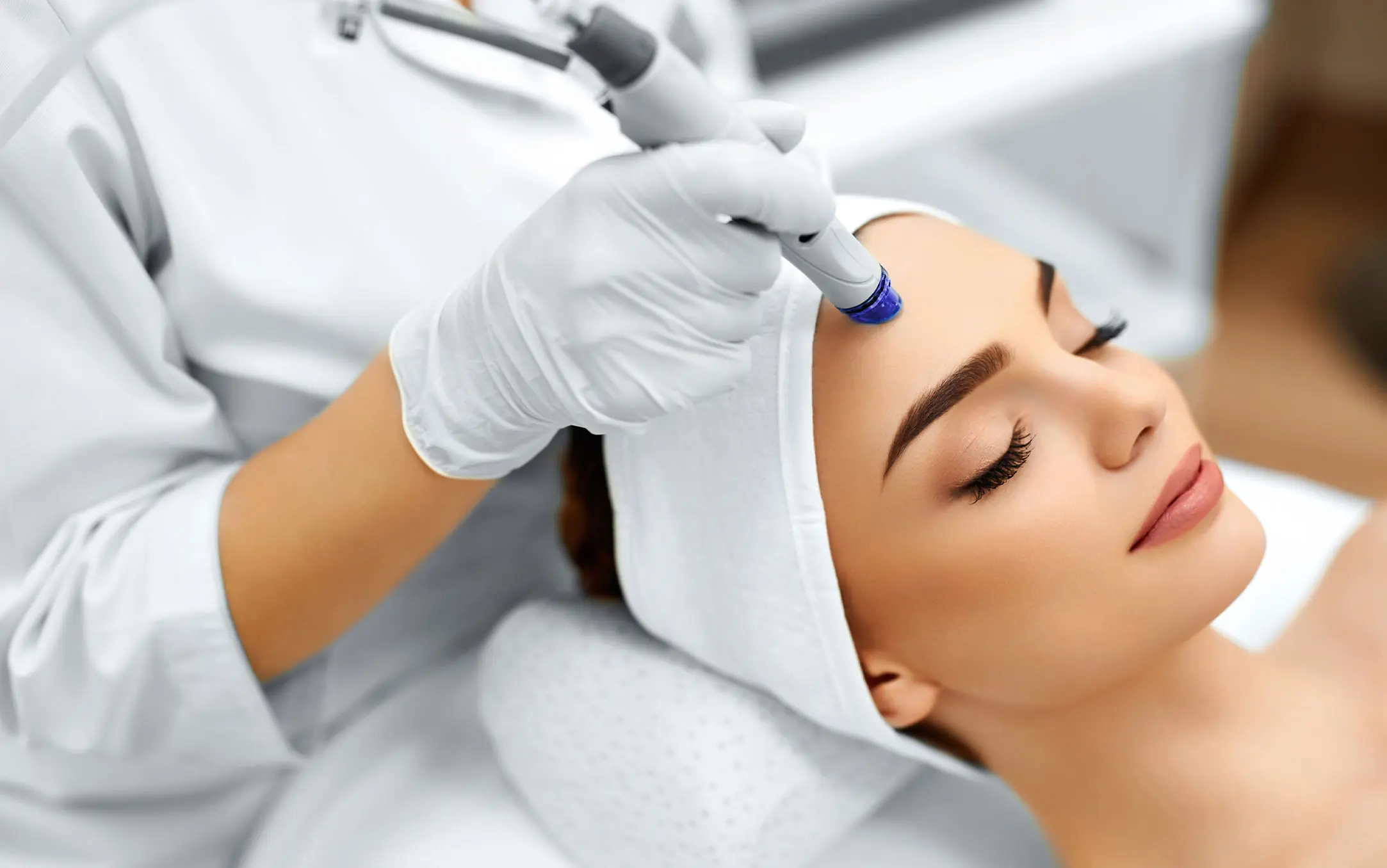 What Is Collagen Lift Therapy and How Can It Help Ageing, Loose Skin Stoke-upon-Trent?